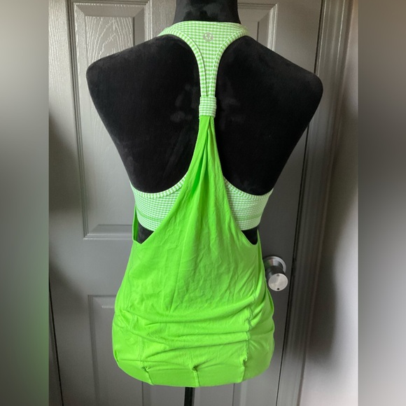 Lululemon size 4 lime green and green gingham tank - Picture 2 of 4